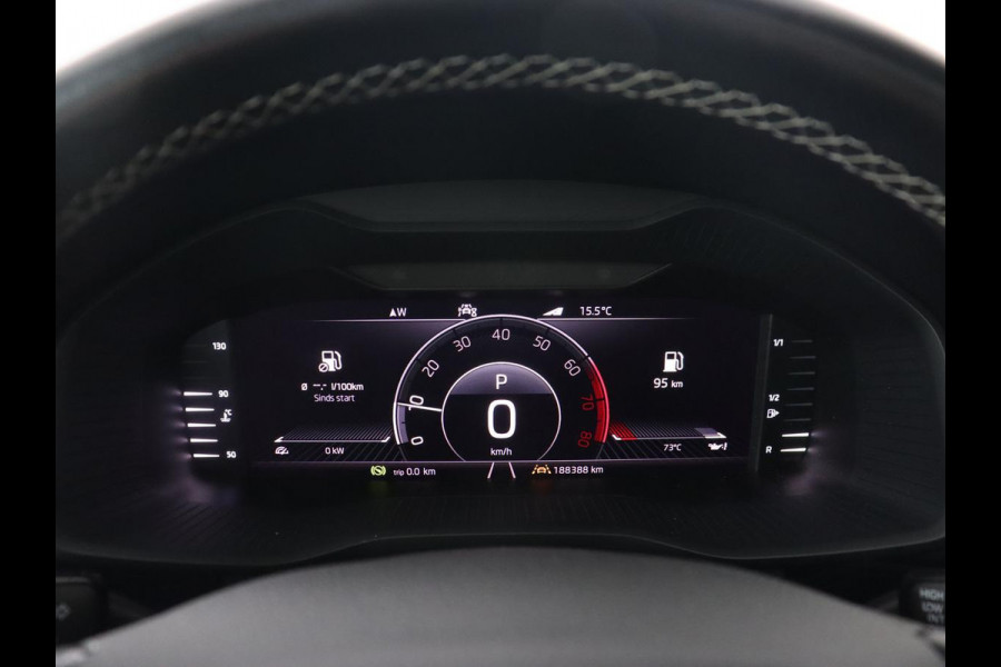 Škoda Kodiaq 1.5 TSI Business Edition Plus | Panoramadak | Trekhaak | Stoelverwarming | Adaptive cruise | Camera | Carplay | Achterbankverwarming | Virtual Cockpit | Keyless | Full LED