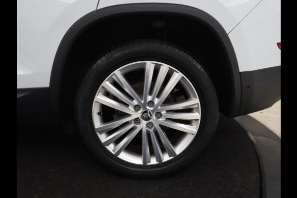 Škoda Kodiaq 1.5 TSI Business Edition Plus | Panoramadak | Trekhaak | Stoelverwarming | Adaptive cruise | Camera | Carplay | Achterbankverwarming | Virtual Cockpit | Keyless | Full LED