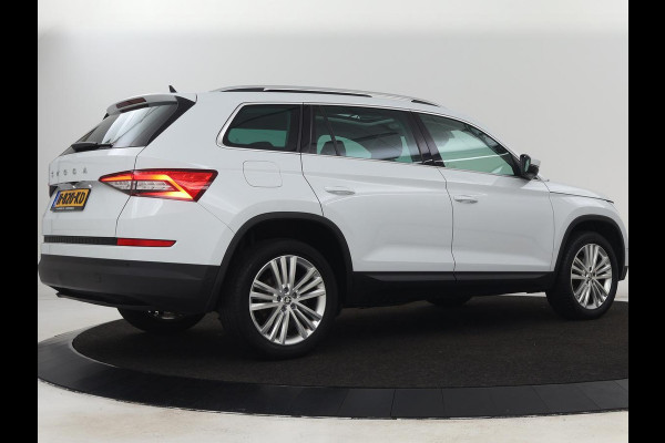 Škoda Kodiaq 1.5 TSI Business Edition Plus | Panoramadak | Trekhaak | Stoelverwarming | Adaptive cruise | Camera | Carplay | Achterbankverwarming | Virtual Cockpit | Keyless | Full LED