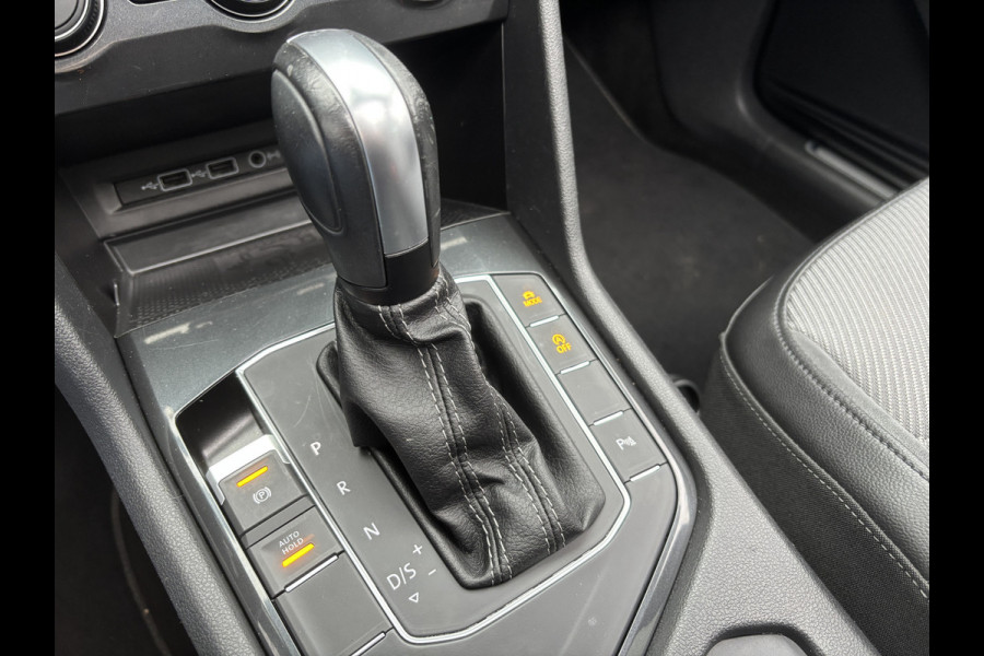 Volkswagen Tiguan 1.5 TSI ACT Highline 3x R-Line | Automaat | Pano | Adaptive Cruise | Stoelverwarming