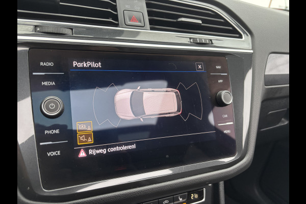 Volkswagen Tiguan 1.5 TSI ACT Highline 3x R-Line | Automaat | Pano | Adaptive Cruise | Stoelverwarming