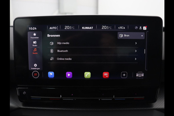 Seat Leon 1.0 TSI Style Intens | Trekhaak | Camera | Carplay | Navigatie | Adaptive cruise | DAB | Parkeerhulp | Full LED | Climate control