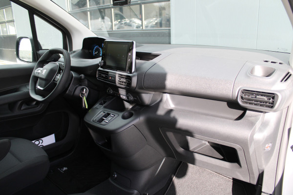 Peugeot e-Partner 136 L1 50 kWh 136pk - Airco - Cruise - PDC - Camera - Stoelverwarming - Rijklaar
