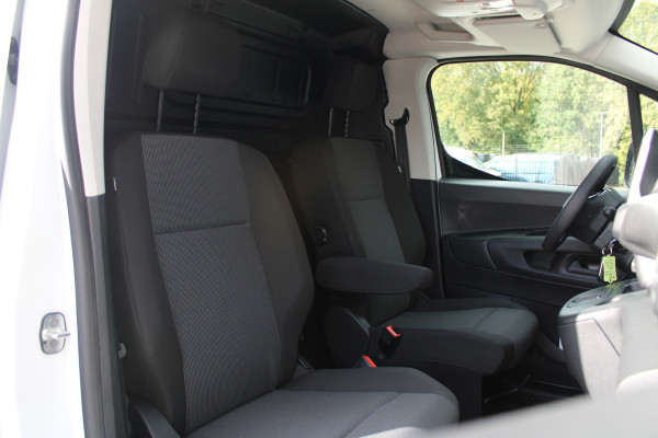 Peugeot e-Partner 136 L1 50 kWh 136pk - Airco - Cruise - PDC - Camera - Stoelverwarming - Rijklaar
