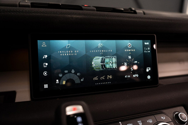 Land Rover Defender 110 2.0 P400e 110 XS Edition *Luchtvering / Panorama / Stoelventilatie / Meridian / Surround View / Keyless / Elektr. Trekhaak*