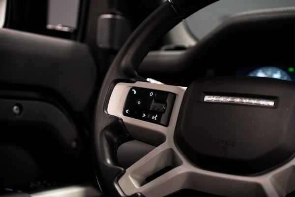 Land Rover Defender 110 2.0 P400e 110 XS Edition *Luchtvering / Panorama / Stoelventilatie / Meridian / Surround View / Keyless / Elektr. Trekhaak*