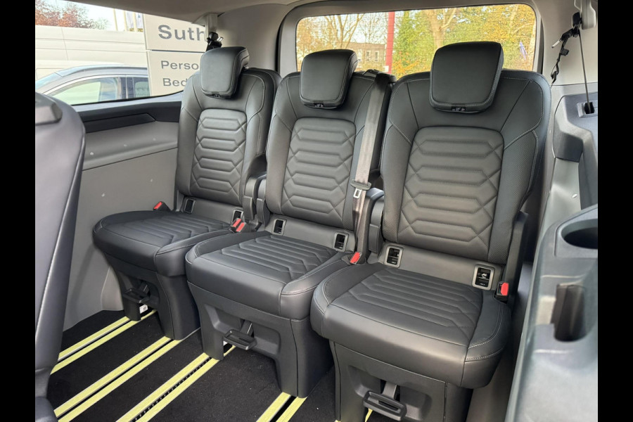 Ford Transit Custom Tourneo 340 2.5 PHEV L2H1 Titanium X 233pk | Incl. BTW/BPM Rijklaar | Handsfree elektrische dubbele zijschuifdeuren | 16-Weg elektrsich verstelbare AGR-stoel | Inklapbare trekhaak |  Tourneo Luxury Pack | Verwarmbaar stuurwiel