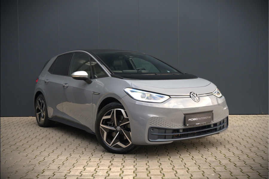 Volkswagen ID.3 First Plus 58 kWh | Stoelverwarming | Stuurverwarming | Camera | Adaptive Cruise Control | Navigatie | Standkachel | Keyless | Parkeersensoren | LED | Apple Carplay | BTW |