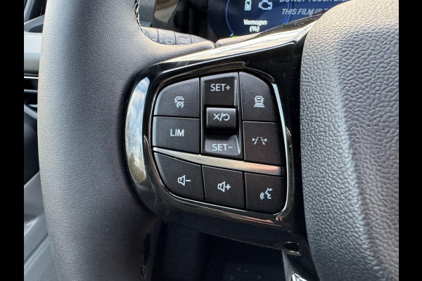 Ford Transit Custom Tourneo 340 2.5 PHEV L2H1 Titanium X 233pk | Incl. BTW/BPM Rijklaar | Handsfree elektrische dubbele zijschuifdeuren | Inklapbare trekhaak | Tourneo Luxury Pack | Verwarmbaar stuurwiel