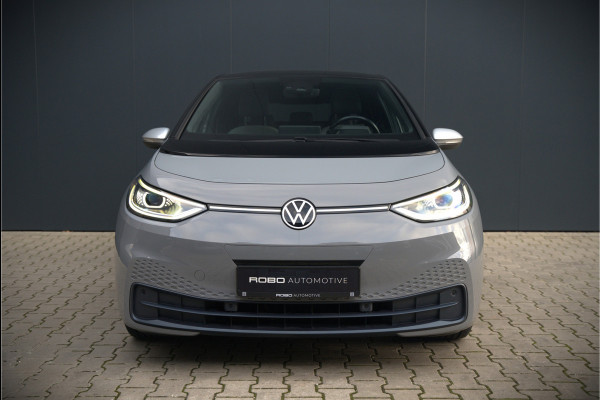 Volkswagen ID.3 First Plus 58 kWh | Stoelverwarming | Stuurverwarming | Camera | Adaptive Cruise Control | Navigatie | Standkachel | Keyless | Parkeersensoren | LED | Apple Carplay | BTW |