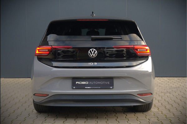 Volkswagen ID.3 First Plus 58 kWh | Stoelverwarming | Stuurverwarming | Camera | Adaptive Cruise Control | Navigatie | Standkachel | Keyless | Parkeersensoren | LED | Apple Carplay | BTW |