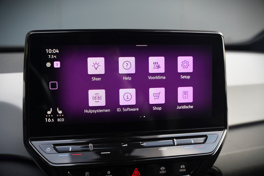 Volkswagen ID.3 First Plus 58 kWh | Stoelverwarming | Stuurverwarming | Camera | Adaptive Cruise Control | Navigatie | Standkachel | Keyless | Parkeersensoren | LED | Apple Carplay | BTW |