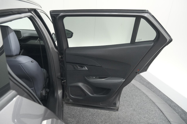 Peugeot 2008 PureTech 130 Allure Pack | Adaptieve Cruise Control | Stoelverwarming | Camera | Apple Carplay