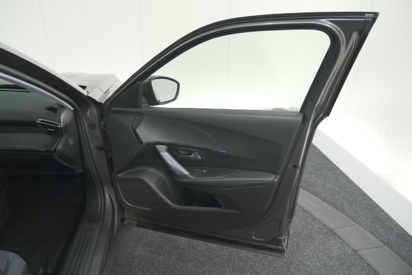 Peugeot 2008 PureTech 130 Allure Pack | Adaptieve Cruise Control | Stoelverwarming | Camera | Apple Carplay