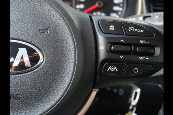 Kia Stonic 1.0 T-GDi MHEV DynamicLine | Cruise | Clima | Camera | Navi | Carplay |