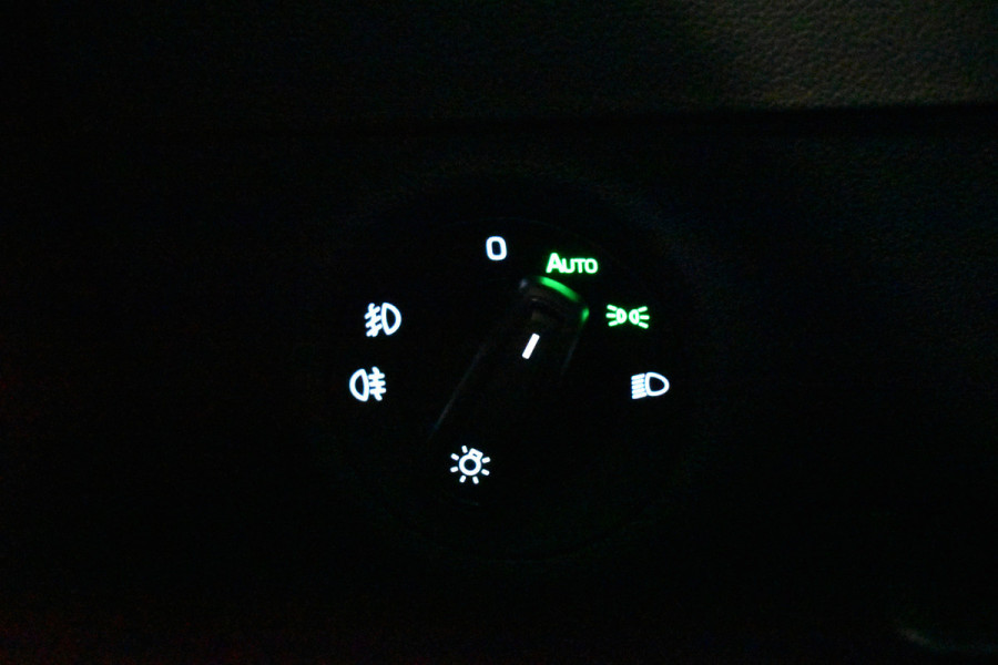 Škoda Karoq 1.5 TSI ACT 150PK DSG ELEGANCE VIRTUAL/CAMERA/CARPLAY