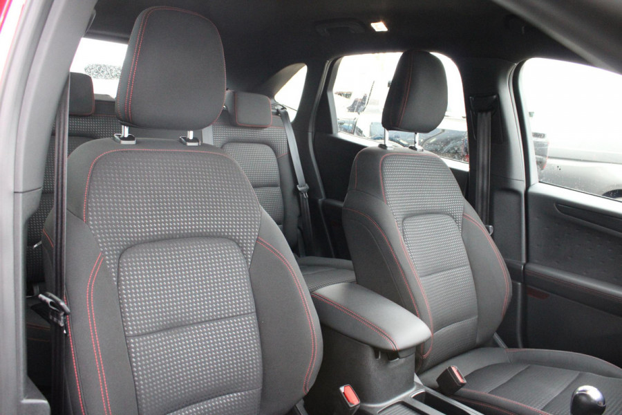 Ford Kuga 1.5 EcoBoost ST-Line | Trekhaak 1800KG | Stoel + Stuurverwarming | Climate Control | Navigatie | Cruise Control |