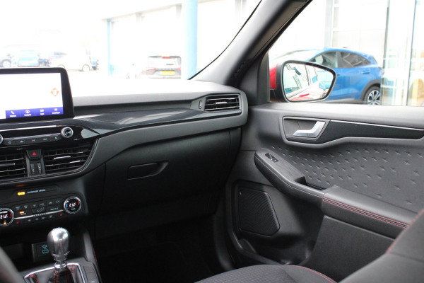 Ford Kuga 1.5 EcoBoost ST-Line | Trekhaak 1800KG | Stoel + Stuurverwarming | Climate Control | Navigatie | Cruise Control |