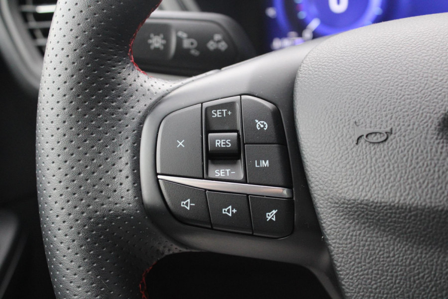 Ford Kuga 1.5 EcoBoost ST-Line | Trekhaak 1800KG | Stoel + Stuurverwarming | Climate Control | Navigatie | Cruise Control |