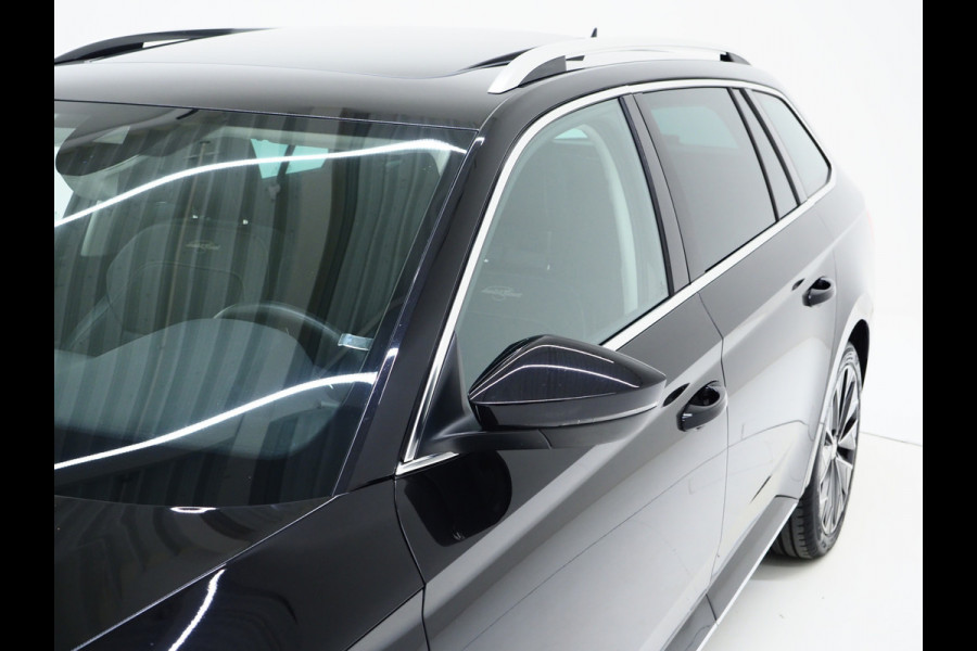 Škoda Superb Combi 1.4 TSI iV Laurin & Klement | Panoramadak | Massage | Canton | Camera | Keyless | Adaptive Cruise