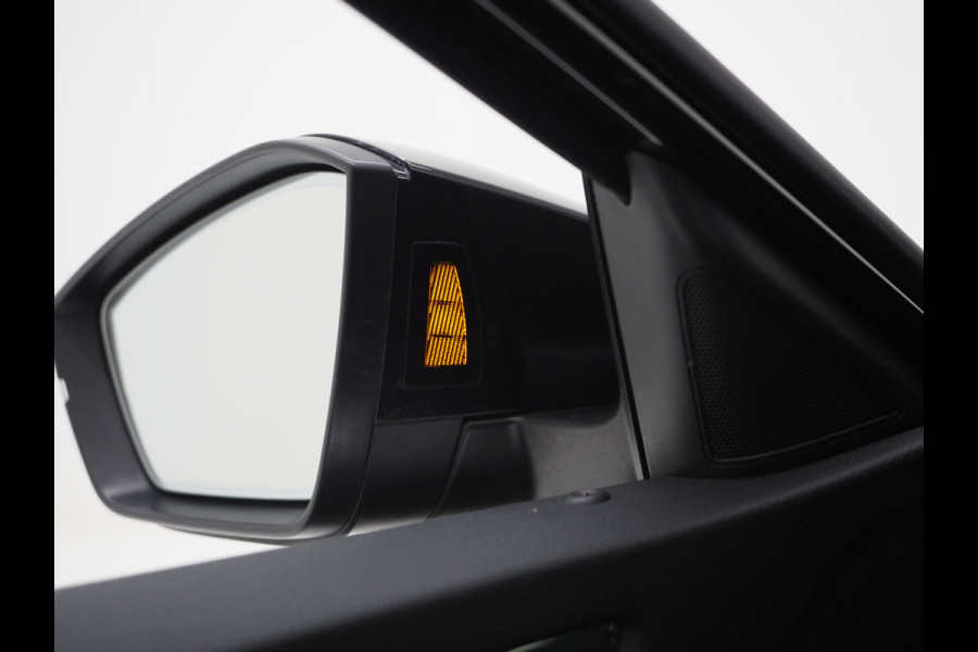 Škoda Superb Combi 1.4 TSI iV Laurin & Klement | Panoramadak | Massage | Canton | Camera | Keyless | Adaptive Cruise