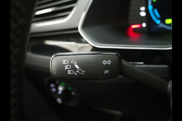 Škoda Superb Combi 1.4 TSI iV Laurin & Klement | Panoramadak | Massage | Canton | Camera | Keyless | Adaptive Cruise