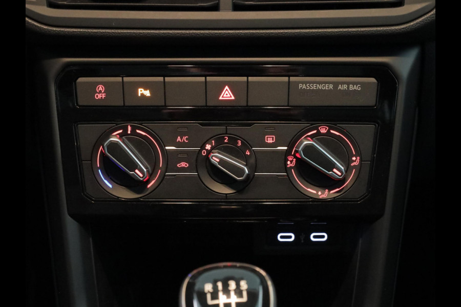 Volkswagen T-Cross 1.0 TSI Life 95pk 5bak| parksensors| airco| 18' LM-velgen