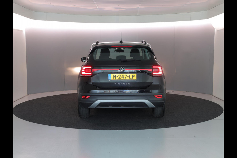 Volkswagen T-Cross 1.0 TSI Life 95pk 5bak| parksensors| airco| 18' LM-velgen