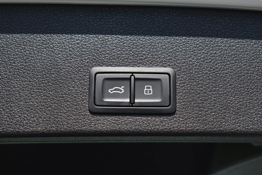 Audi Q2 30 TFSI 110PK PRO-LINE,CRUISE CAMERA/NAVI/LED