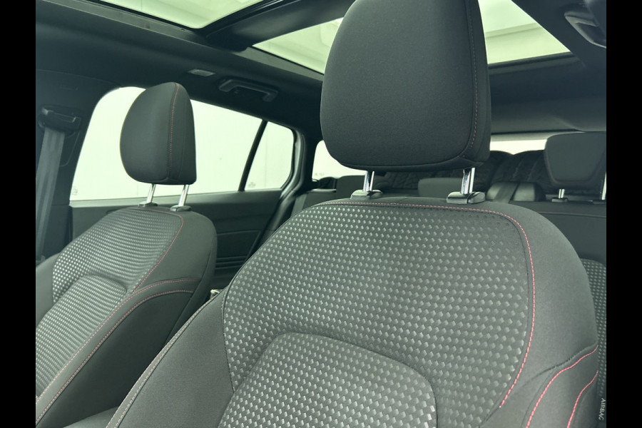 Ford FOCUS Wagon 1.5 EcoBoost ST-Line (Goed OnderH, Panoramadak, Camera, StoelV, Navi, Lane Assist, Active Cruise, Etc)