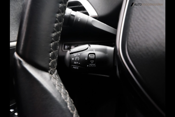 Peugeot 3008 1.2 PureTech GT Line (APPLE CARPLAY,LED,KEYLESS,DODEHOEK,DIGITAAL DISPLAY,CAMERA,LM-VELGEN,SPORTSTOELEN,CRUISE)