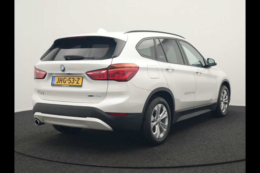 BMW X1 xDrive25e eDrive Plug In Hybrid 220pk Dealer O.H PHEV | Adaptive Cruise | Head Up | Sportstoelen | Harman Kardon Sound | Stoelverwarming | Camera | Navigatie | DAB |