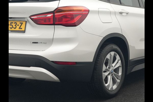 BMW X1 xDrive25e eDrive Plug In Hybrid 220pk Dealer O.H PHEV | Adaptive Cruise | Head Up | Sportstoelen | Harman Kardon Sound | Stoelverwarming | Camera | Navigatie | DAB |