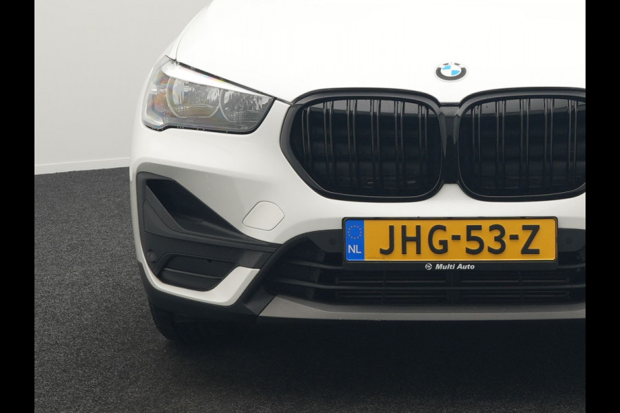 BMW X1 xDrive25e eDrive Plug In Hybrid 220pk Dealer O.H PHEV | Adaptive Cruise | Head Up | Sportstoelen | Harman Kardon Sound | Stoelverwarming | Camera | Navigatie | DAB |