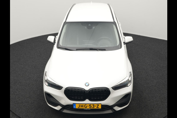 BMW X1 xDrive25e eDrive Plug In Hybrid 220pk Dealer O.H PHEV | Adaptive Cruise | Head Up | Sportstoelen | Harman Kardon Sound | Stoelverwarming | Camera | Navigatie | DAB |