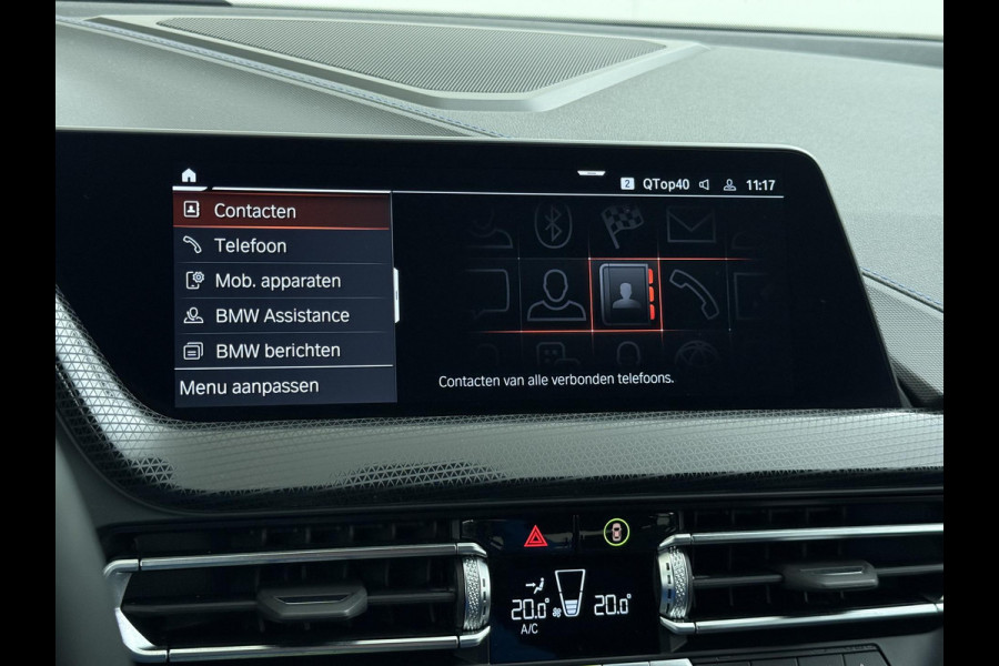 BMW 1-serie 118i Executive Edition M Sport VAN: €34.900,- VOOR: €29.877 UW EINDEJAARSVOORDEEL: €5.023,- | M SPORT | HARMAN & KARDON | ELEKTRISCHE ACHTERKLEP | CAMERA | ADAPTIVE CRUISE CONTROL | STOEL- & STUURVERWARMING | HEAD-UP | 19 INCH | INDIVIDUAL KLEUR STORM BAY METALLIC BOMVOL OPTIES