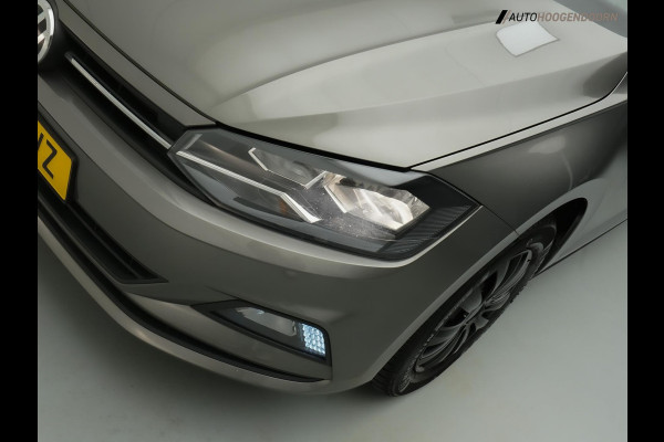 Volkswagen Polo 1.0 TSI Comfortline Sportive (APPLE CARPLAY,LED VERLICHTING,CAMERA,CLIMATE,CRUISE,NIEUWE APK,TREKHAAK,TOPCONDITIE)