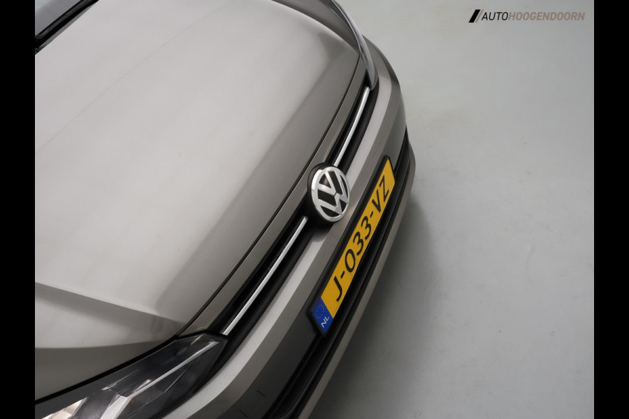 Volkswagen Polo 1.0 TSI Comfortline Sportive (APPLE CARPLAY,LED VERLICHTING,CAMERA,CLIMATE,CRUISE,NIEUWE APK,TREKHAAK,TOPCONDITIE)