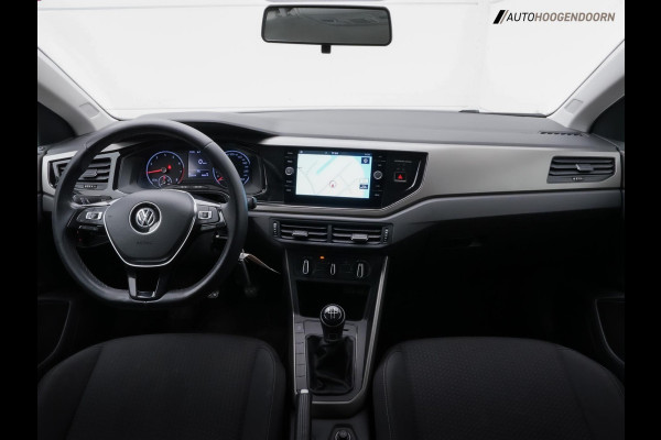 Volkswagen Polo 1.0 TSI Comfortline Sportive (APPLE CARPLAY,LED VERLICHTING,CAMERA,CLIMATE,CRUISE,NIEUWE APK,TREKHAAK,TOPCONDITIE)