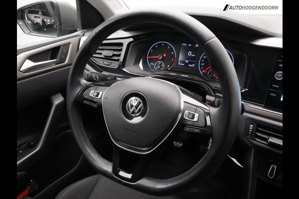 Volkswagen Polo 1.0 TSI Comfortline Sportive (APPLE CARPLAY,LED VERLICHTING,CAMERA,CLIMATE,CRUISE,NIEUWE APK,TREKHAAK,TOPCONDITIE)