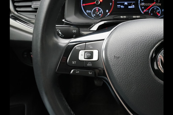 Volkswagen Polo 1.0 TSI Comfortline Sportive (APPLE CARPLAY,LED VERLICHTING,CAMERA,CLIMATE,CRUISE,NIEUWE APK,TREKHAAK,TOPCONDITIE)