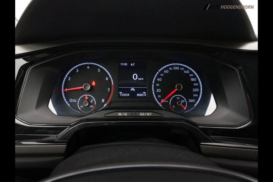 Volkswagen Polo 1.0 TSI Comfortline Sportive (APPLE CARPLAY,LED VERLICHTING,CAMERA,CLIMATE,CRUISE,NIEUWE APK,TREKHAAK,TOPCONDITIE)