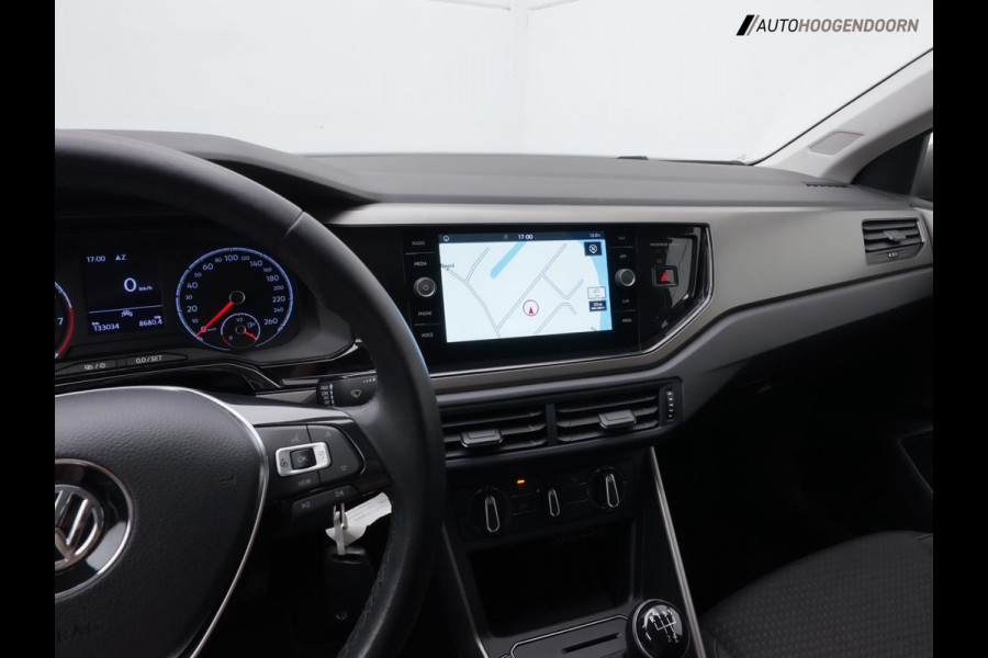Volkswagen Polo 1.0 TSI Comfortline Sportive (APPLE CARPLAY,LED VERLICHTING,CAMERA,CLIMATE,CRUISE,NIEUWE APK,TREKHAAK,TOPCONDITIE)