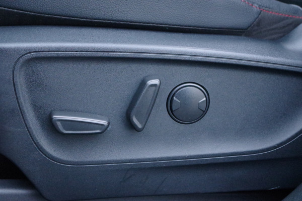 Ford Kuga 2.5 PHEV 225 PK ST-Line X, Panoramadak, 20" LM, B&O Sound, Winterpakket, 360 Camera, Memory