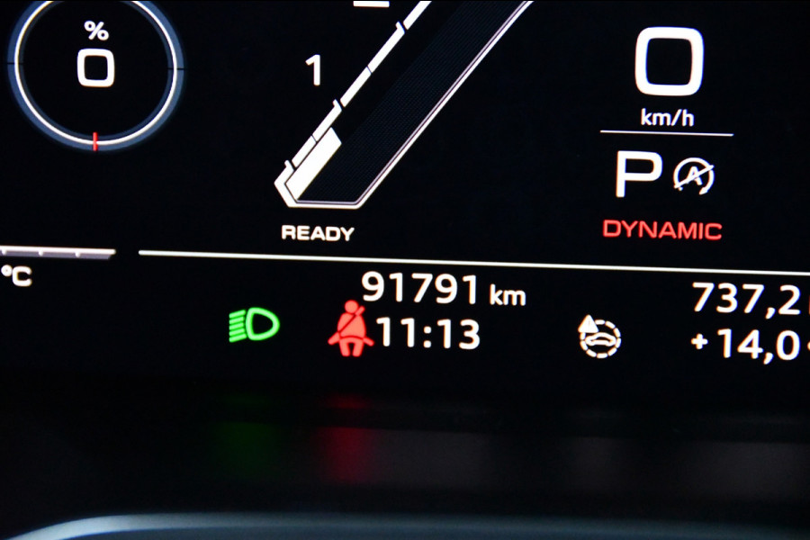 Audi Q3 Sportback 2.5 TFSI RSQ3 Pano*RS Seat*360 Cam*Memory*Sonos