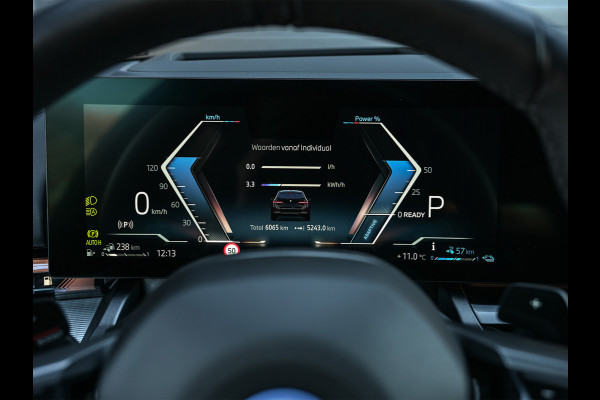 BMW 5 Serie Touring 530e XDRIVE | SHADOW LINE | M-SPORT | COMFORT ACCESS | BOWERS & WILKINS | STUUR- EN STOELVERWARMING | ICONIC GRILL | ACT