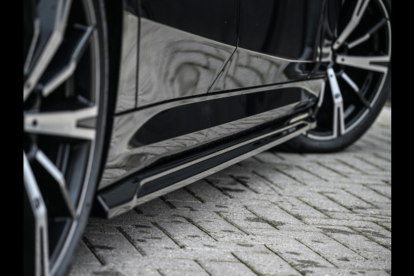 BMW 5 Serie Touring 530e XDRIVE | SHADOW LINE | M-SPORT | COMFORT ACCESS | BOWERS & WILKINS | STUUR- EN STOELVERWARMING | ICONIC GRILL | ACT