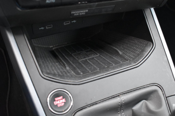 Seat Arona 1.0 TSI | VIRTUAL COCKPIT | CAMERA | LED | NAP | ADAPT. CRUISE CONTROLE | DEALER ONDERHOUDEN