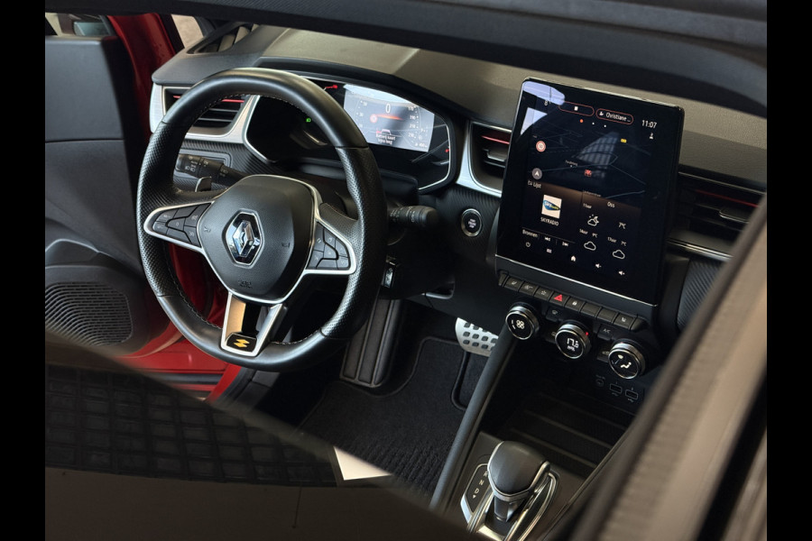 Renault Captur 1.3 TCe 160 R.S. Line | Groot Navi | Pano | Camera | Stoelverwarming | Led | 18" | 100% Dealer onderhouden!