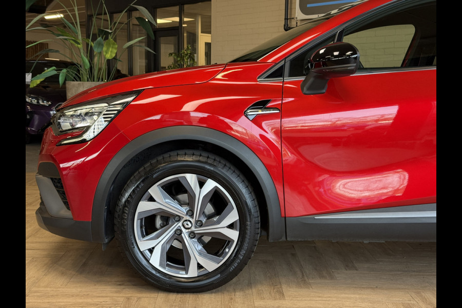 Renault Captur 1.3 TCe 160 R.S. Line | Groot Navi | Pano | Camera | Stoelverwarming | Led | 18" | 100% Dealer onderhouden!
